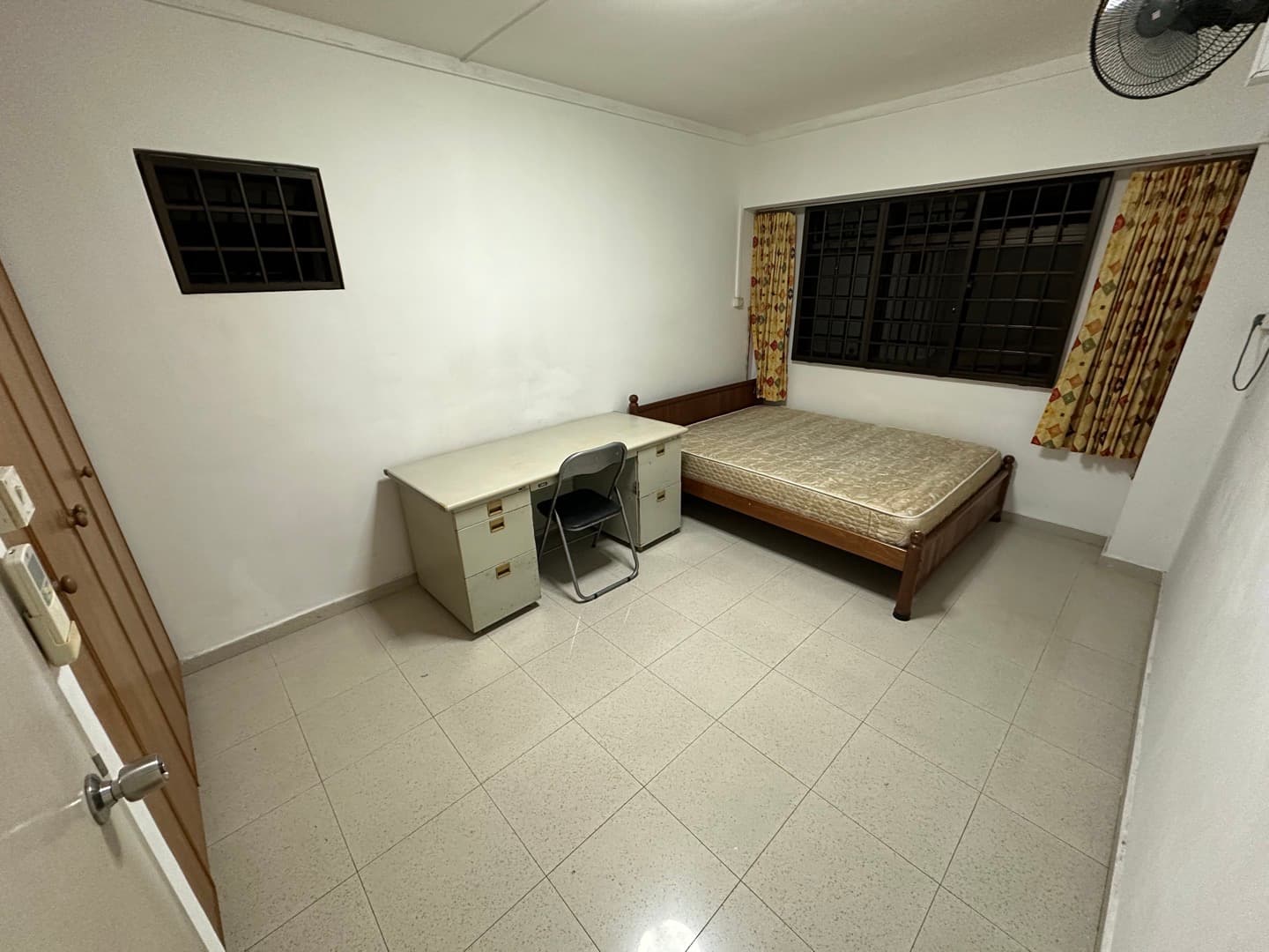 Common Room near Sembawang MRT, photo 1