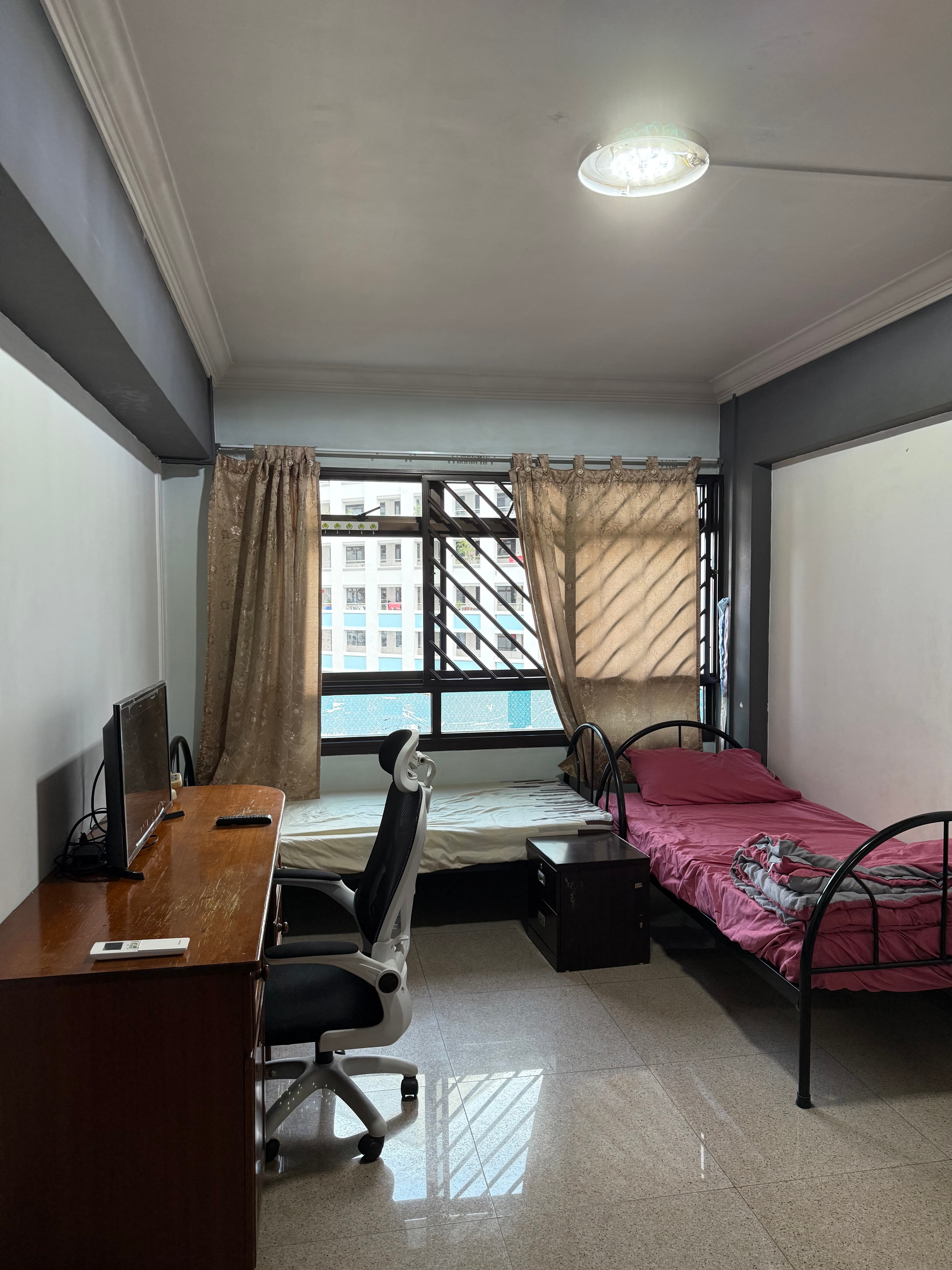 Common Room near Yishun MRT, photo 1