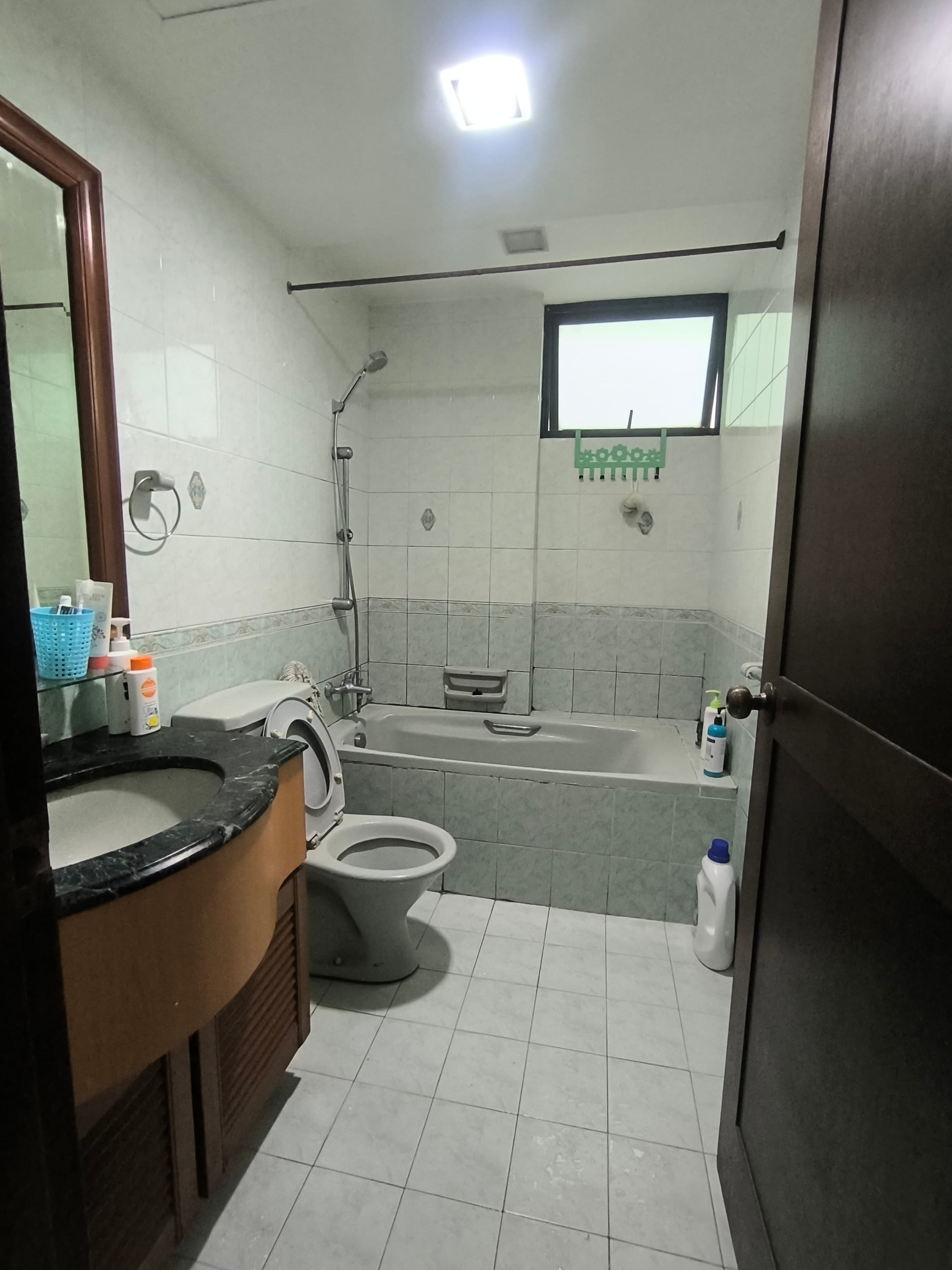 Master Room near Upper Changi MRT, photo 1