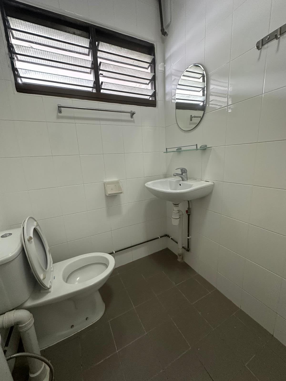 Common Room near Bedok MRT, photo 1