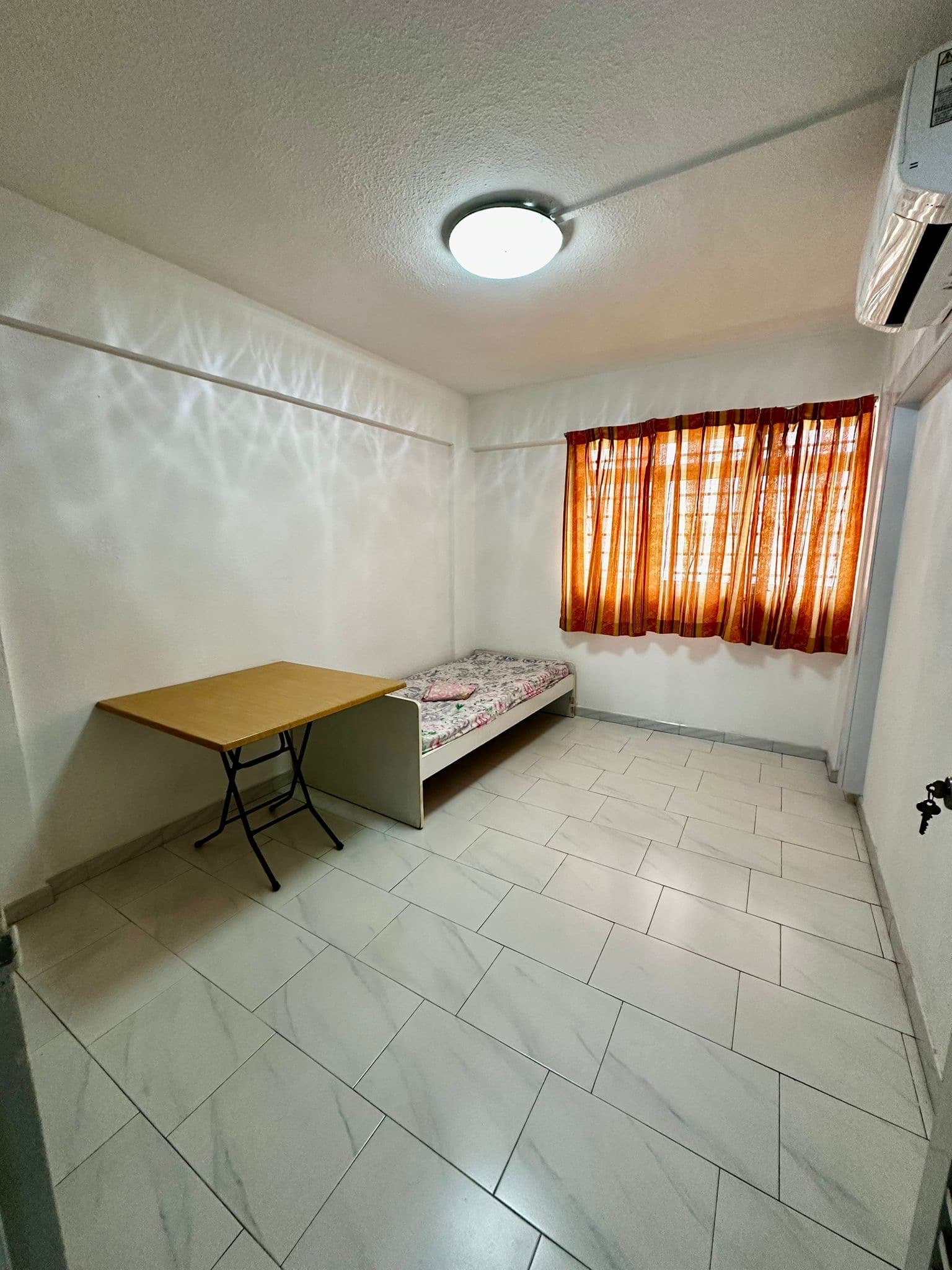 Common Room near Hougang MRT, photo 1